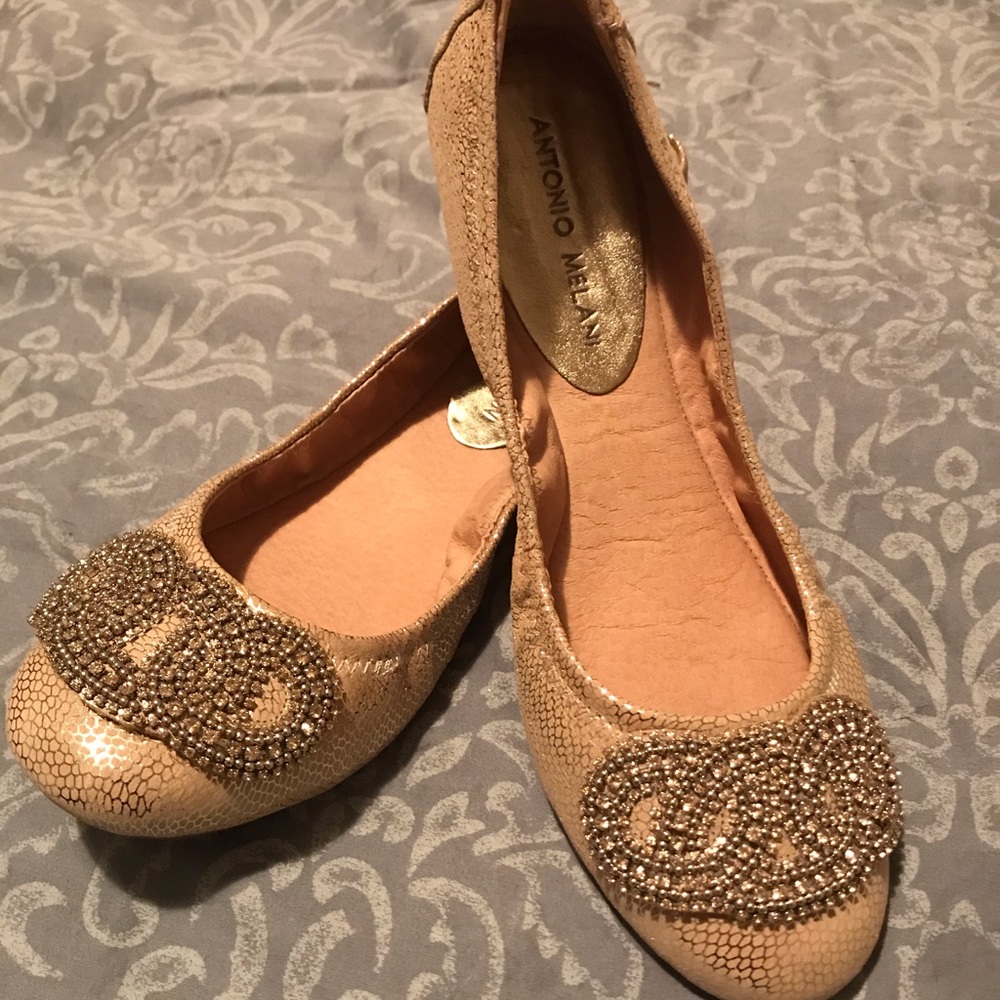 Antonio Melani Gold Flats